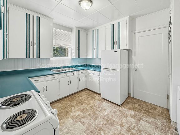 5th image of 214 W Bannock St APT 4