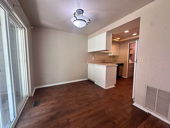 5th image of 811 141st Pl SE