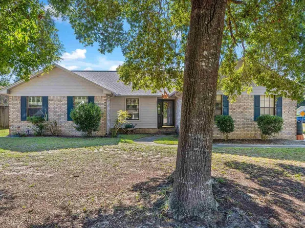 7967 Briaroak Dr, Pensacola, FL 32514