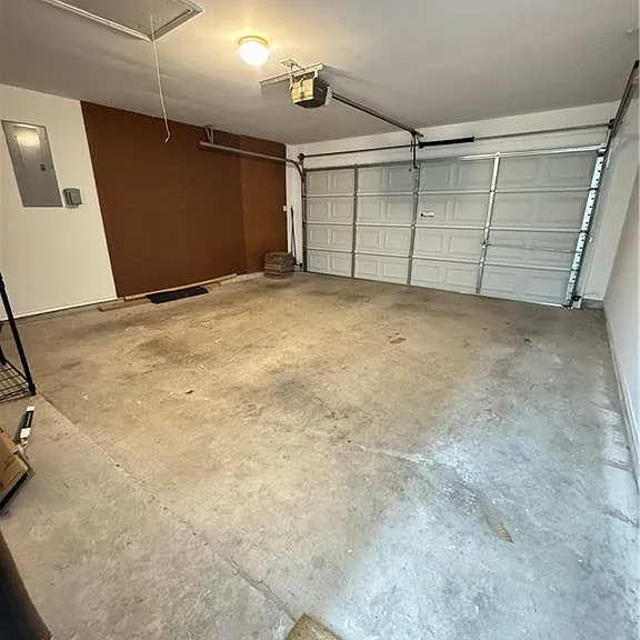 3304 Santa Olivia St — Photo 10