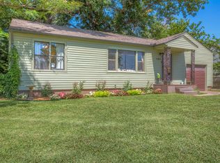702 N Atlanta St, Owasso, OK 74055