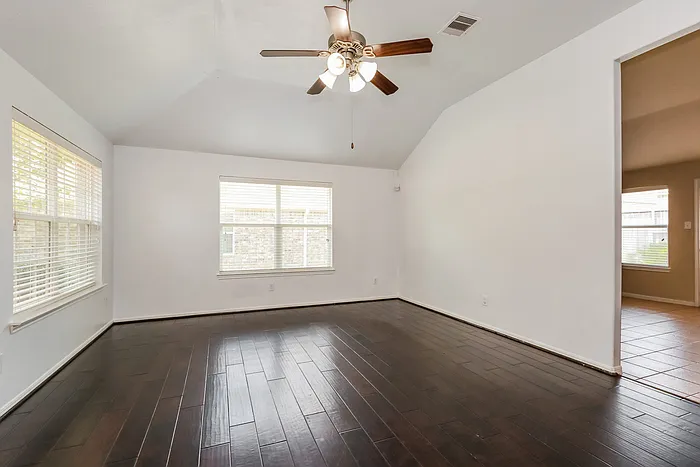 1015 Bahia Vista Dr — Photo 4