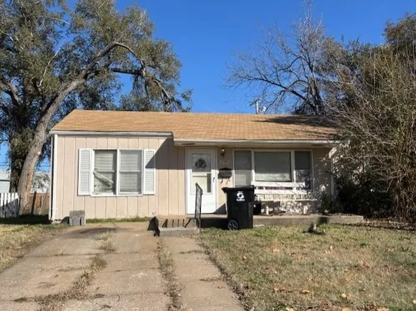 767 Osage Ave, Salina, KS 67401