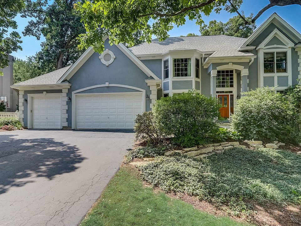 1st image of 260 Long Oak Dr