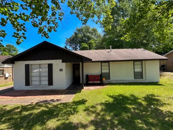 728 Amity Ln, Montgomery, AL 36117