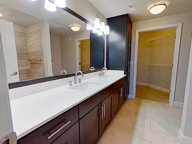 The Vue at Creve Coeur Apartments — Photo 130