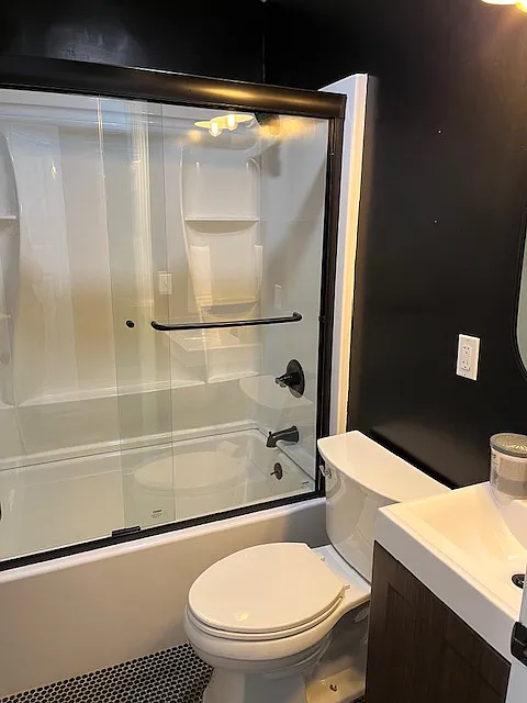 1 bed, 2614 sqft, $1,100 — Photo 3