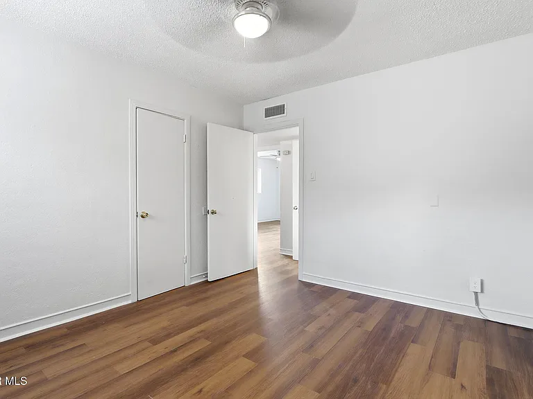 2413 Copper Ave #A — Photo 22