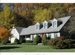 1 Applewood Cmn, East Lyme, CT 06333