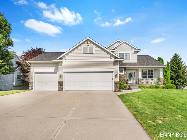7066 Country Springs Dr SW, Byron Center, MI 49315