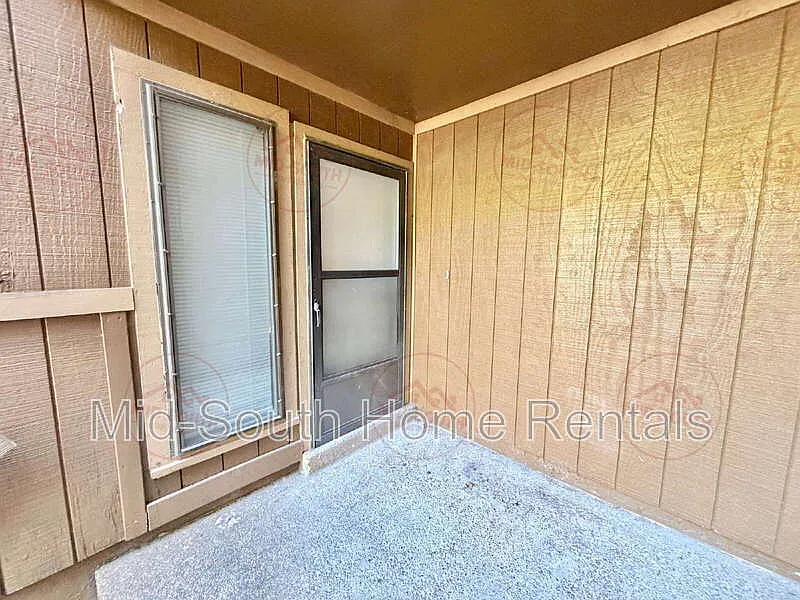 3 bed, 3.0 bath, 1765 sqft, $1,195 — Photo 3