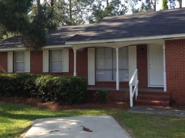 104 Catherine Ave, Statesboro, GA 30458