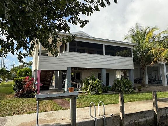 3rd image of 22979 Sharp Ln