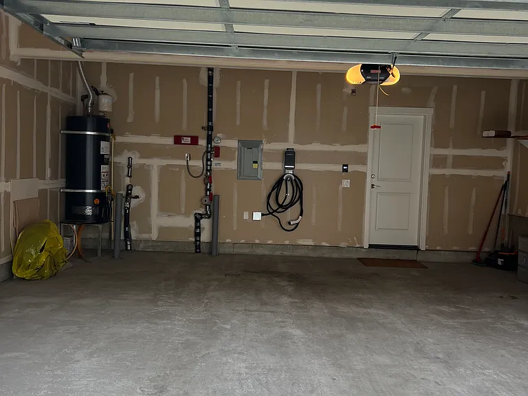 1411 NE Park Dr — Photo 17