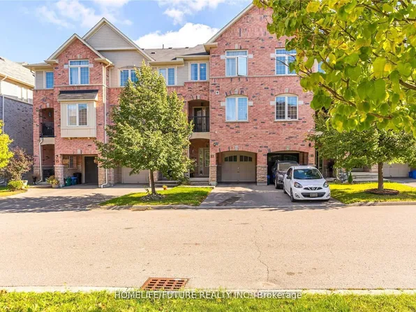 21 Linnell St, Ajax, ON L1Z 0K9