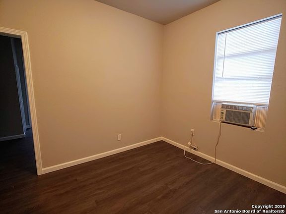 4th image of 3118 W Gerald Ave APT 1