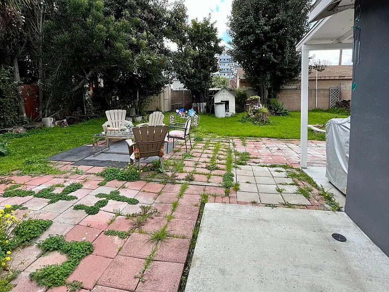 9550 Mayne St #B — Photo 13