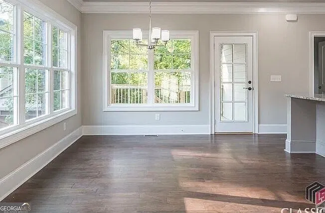 4 bed, 4.0 bath, 2557 sqft, $3,200 — Photo 4
