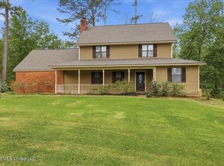 210 Magnolia Trl, Brandon, MS 39047