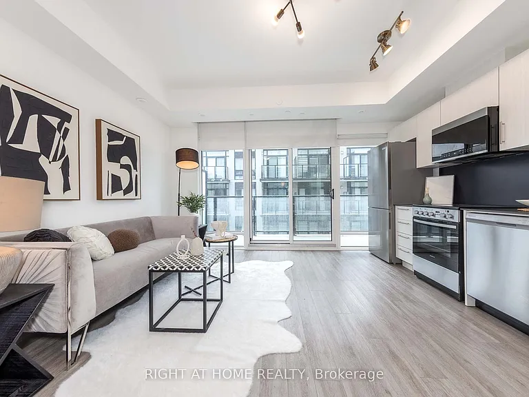 871 Sheppard Ave W #33 — Photo 4
