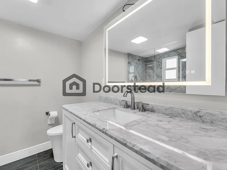 1837 NE 48th Ct — Photo 32