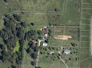 910 Sands Rd, Cave Springs, AR 72718