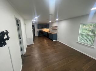 2828 Old Shell Rd, Mobile, AL 36607