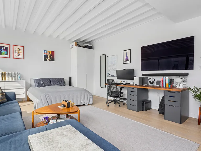 305 Union Ave #5B — Photo 6