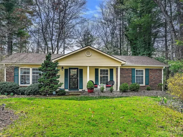 164 Castlerock Dr, Asheville, NC 28806