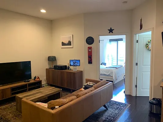 Rented by ABCO Commercial Properties, LLC | media 11