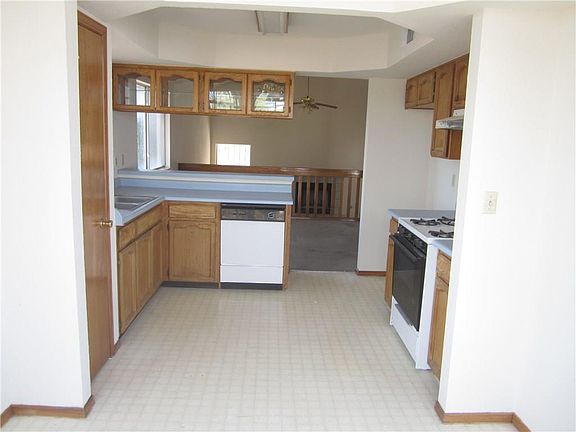 4th image of 3001 Bear Lake Pl