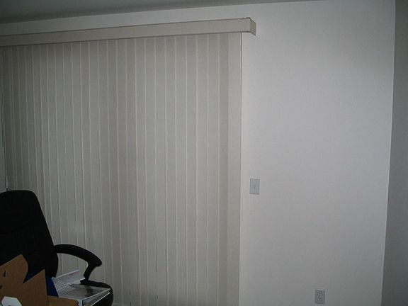 Office/vistr bed w/deck