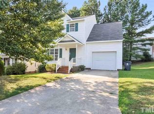 533 Arbor Creek Dr, Holly Springs, NC 27540