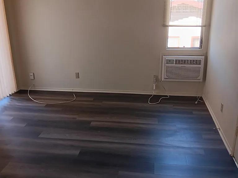 919 S Marengo Ave #6 — Photo 1