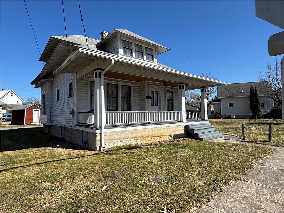 1st image of 350 W Vincent St