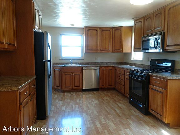 2nd image of 2509 Milford Dr