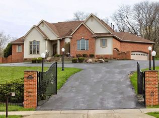 3437 Scenic Valley Dr, West Des Moines, IA 50265