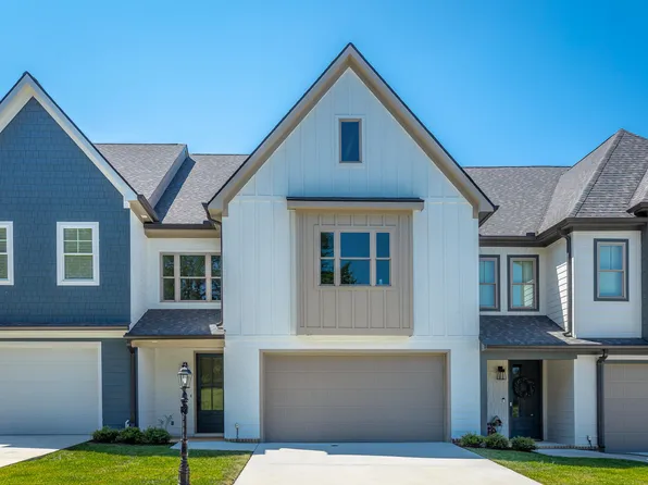 9654 Dutton Ln, Ooltewah, TN 37363