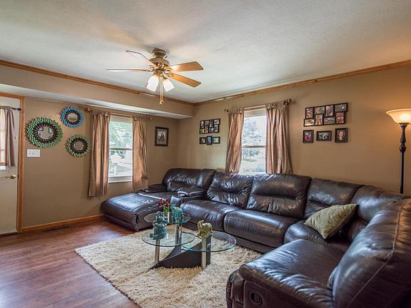4th image of 3469 Dahlgreen Dr