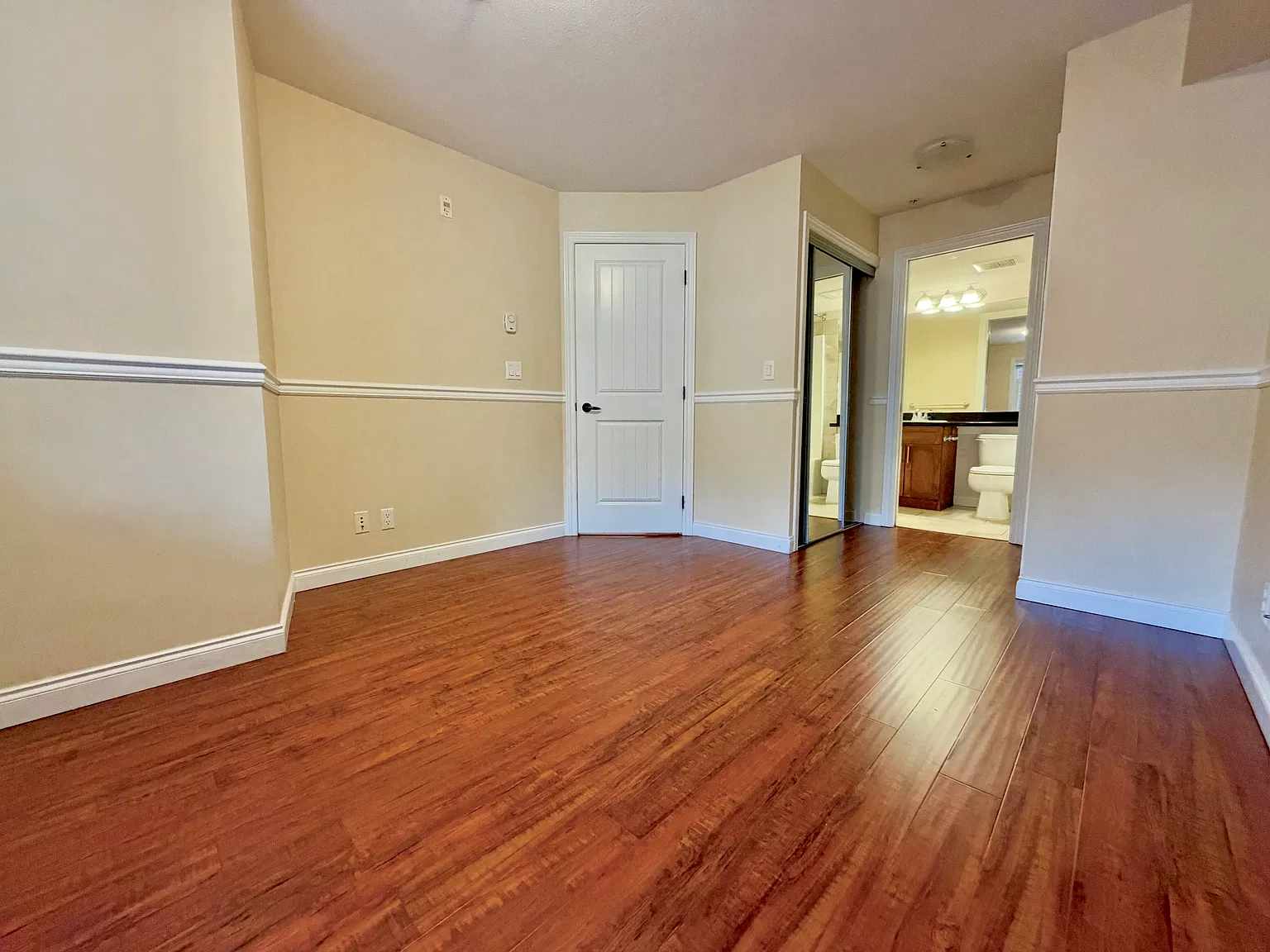 1 bed, 694 sqft, $1,850 — Photo 4