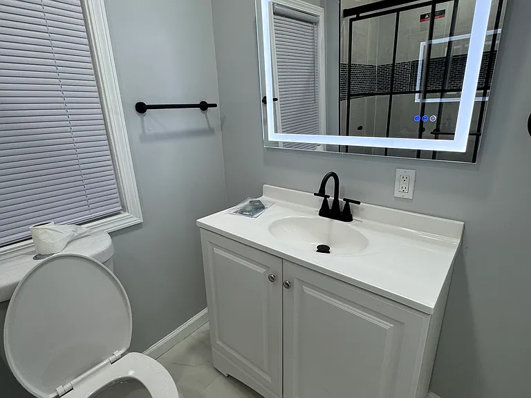 300 E Price St #2 — Photo 5