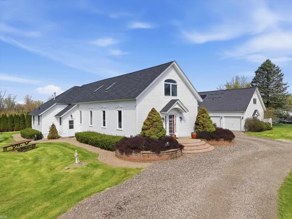 59441 Romeo Plank Rd, Ray, MI 48096