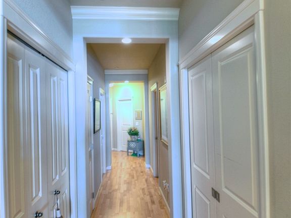 3rd image of 320 32nd St #405
