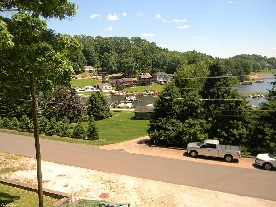 57 E Mohawk Dr Malvern, OH, 44644 Apartments for Rent Zillow