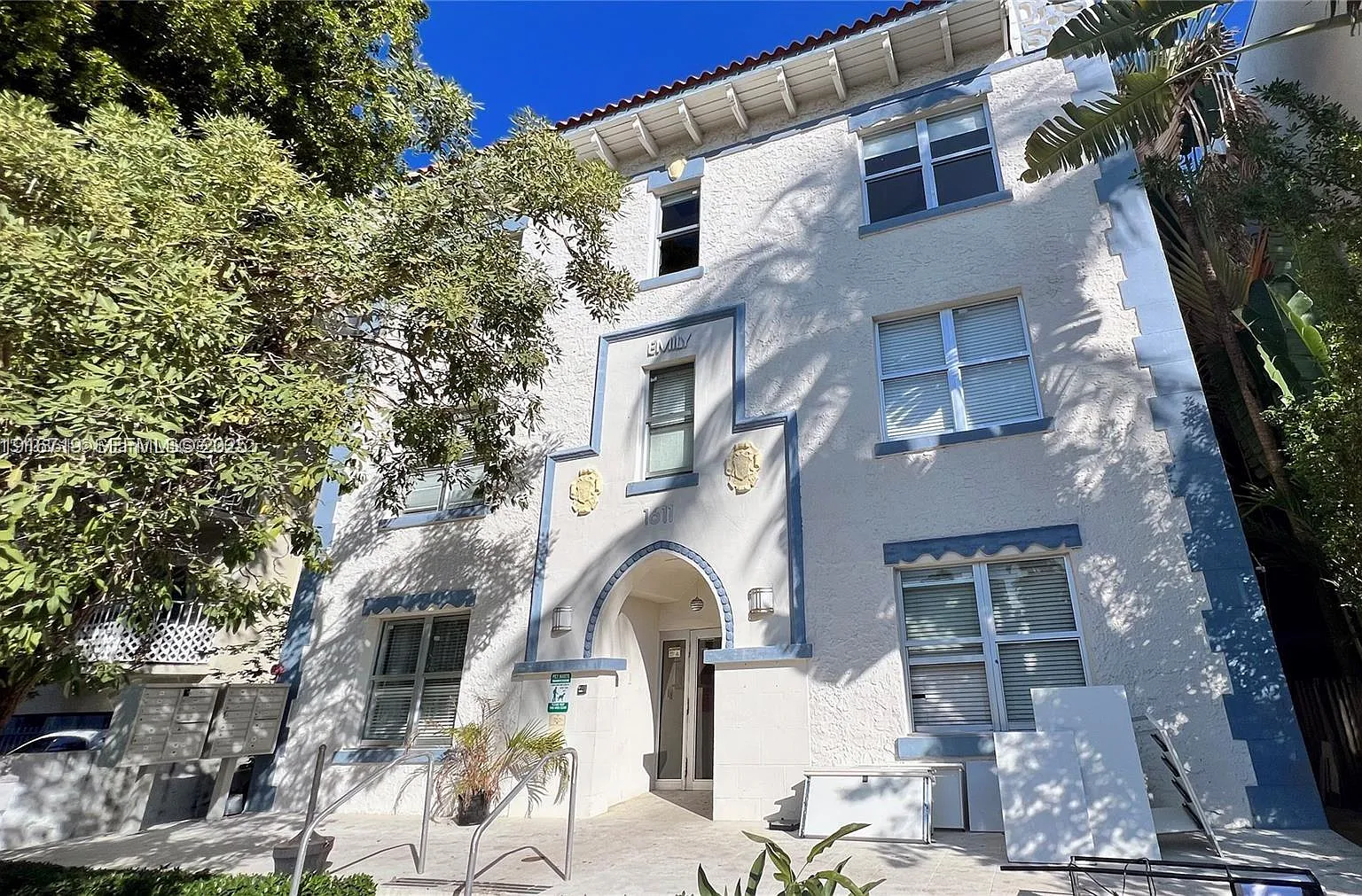 2 bed, 660 sqft, $2,750 — Photo 4