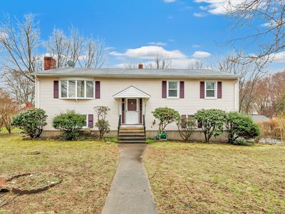 55 North Acre Place, Stratford, CT, 06614