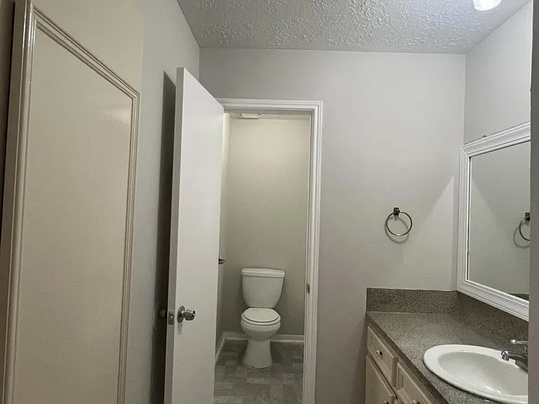 11507 Meadow Ln #C — Photo 13