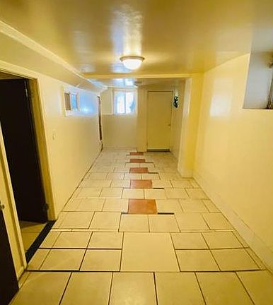 3rd image of 2713 Wallace Ave