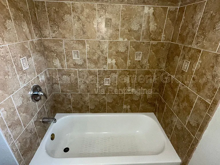 2429 Sapier Ct — Photo 21