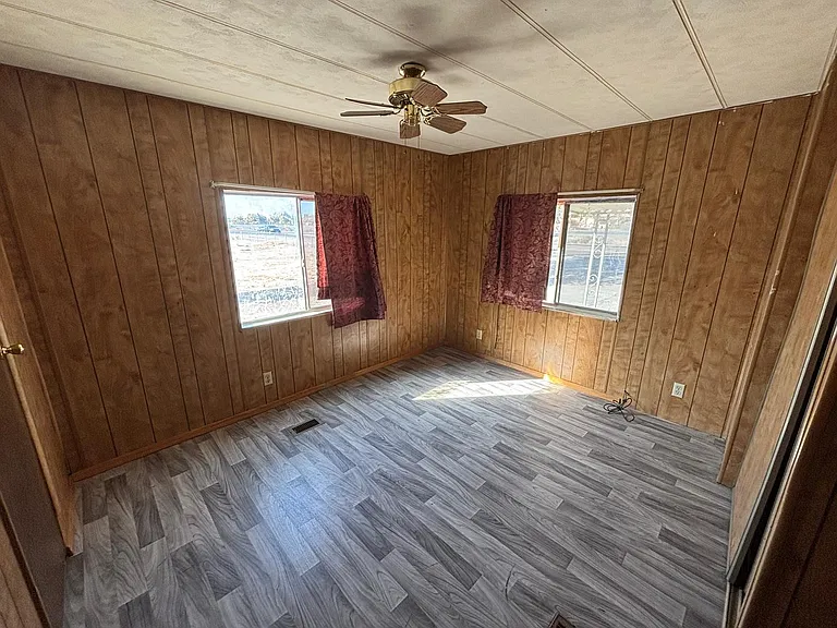 9437 S Frontage Rd — Photo 5